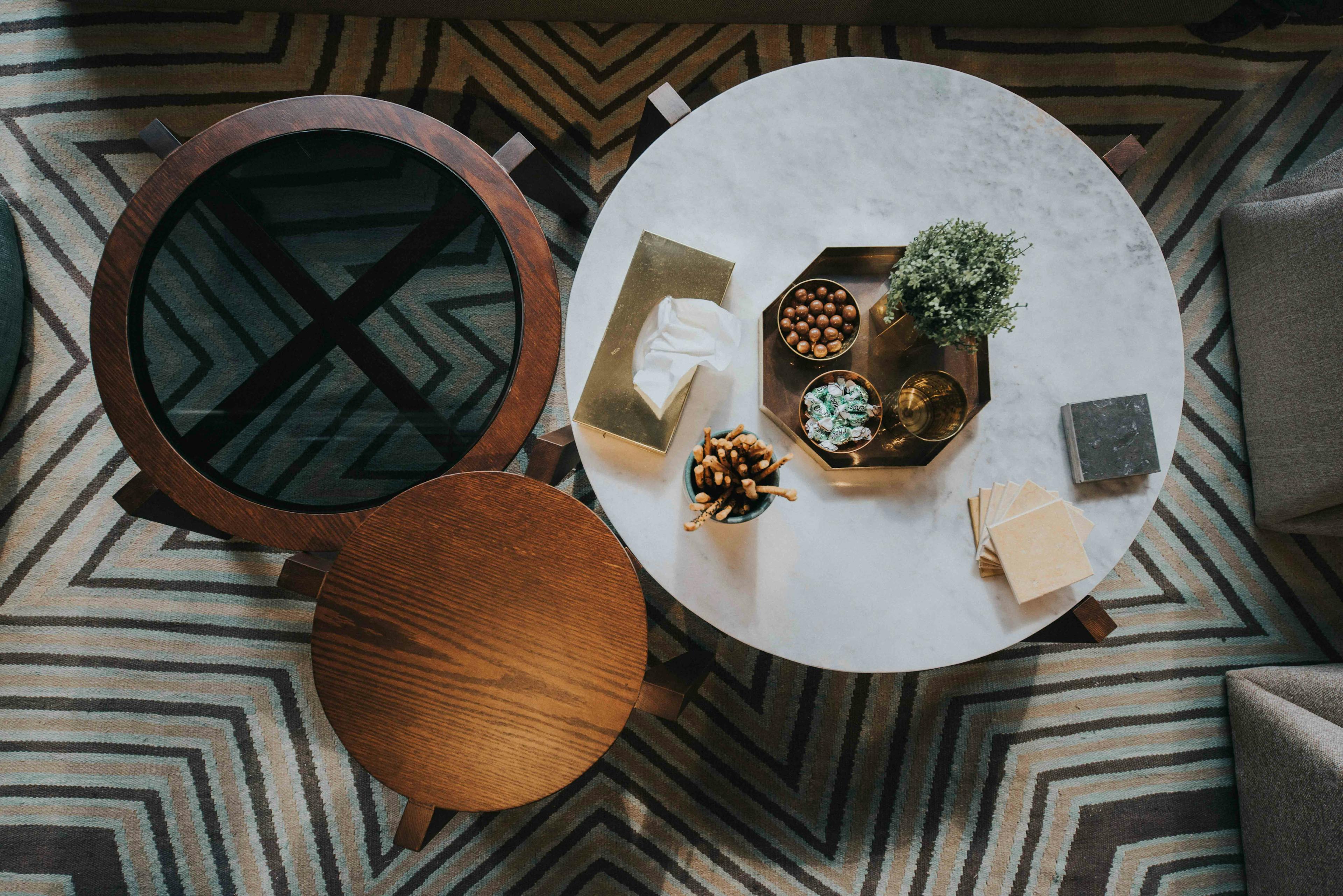 Circle Coffee Table (Marble & Wood) 1